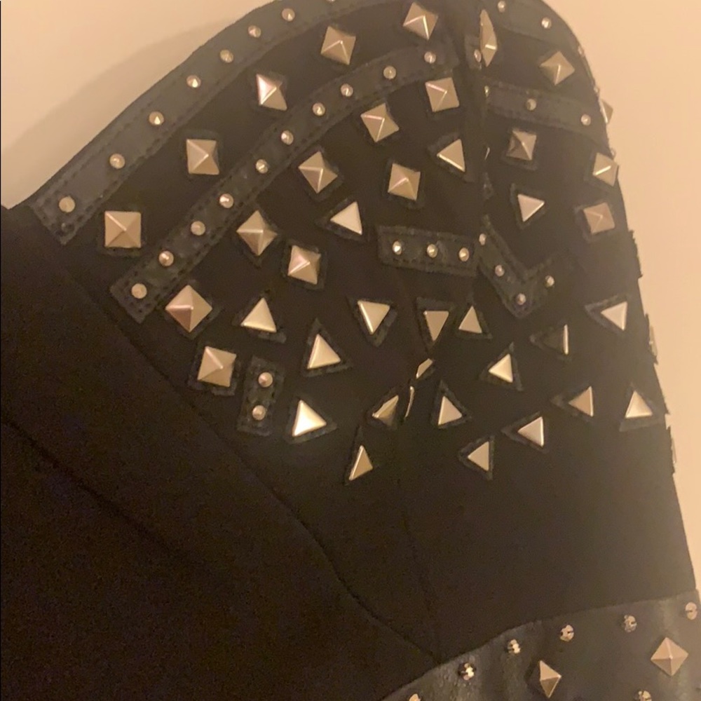 Dress - Picture 3 of 4
